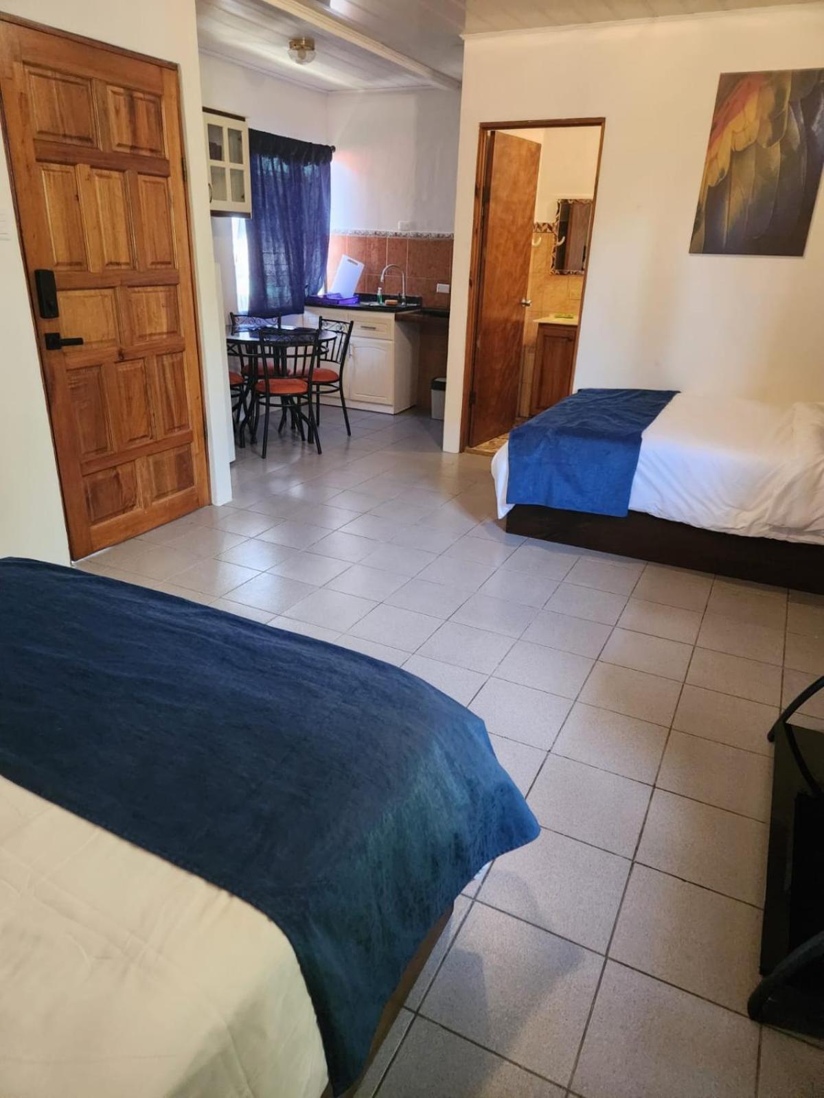 Hotel Villa Prats Мануэль-Антонио Экстерьер фото